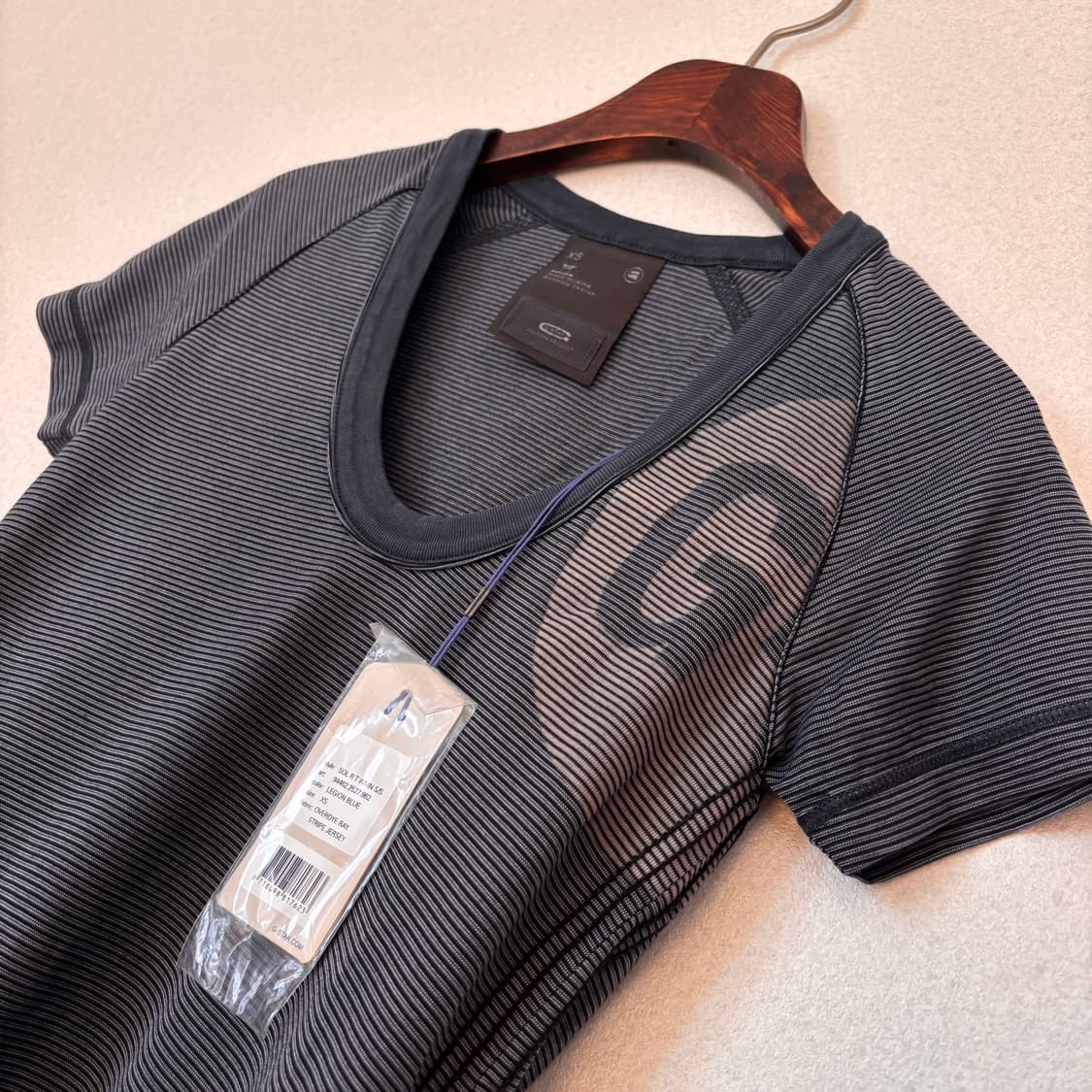 새제품 지스타 RAW 반팔 티셔츠 XS 입체 절개 일레귤러 다잉 상품이미지2