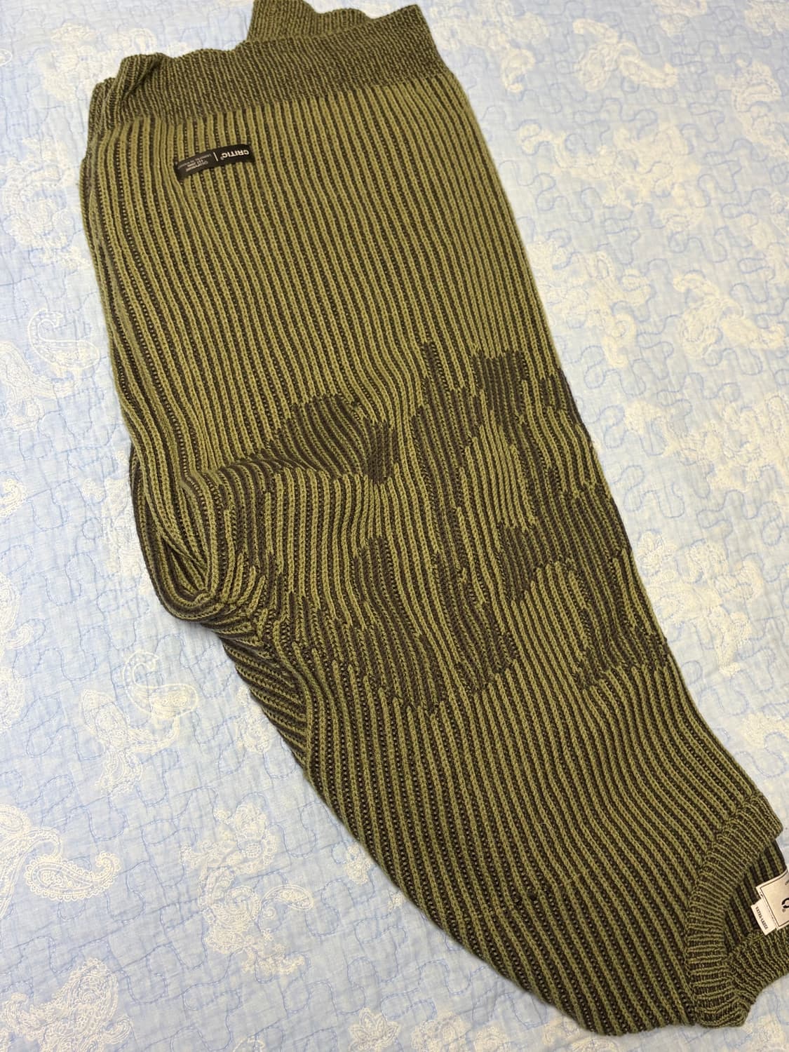 [XL] 크리틱 로고 니트 카키 상품이미지5