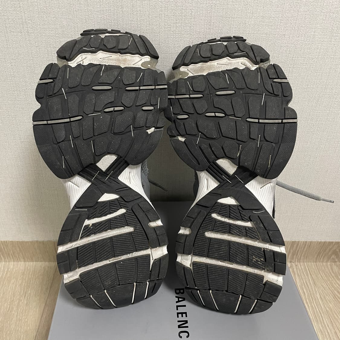 발렌시아가 스테이플러 그레이 39사이즈 상품이미지3