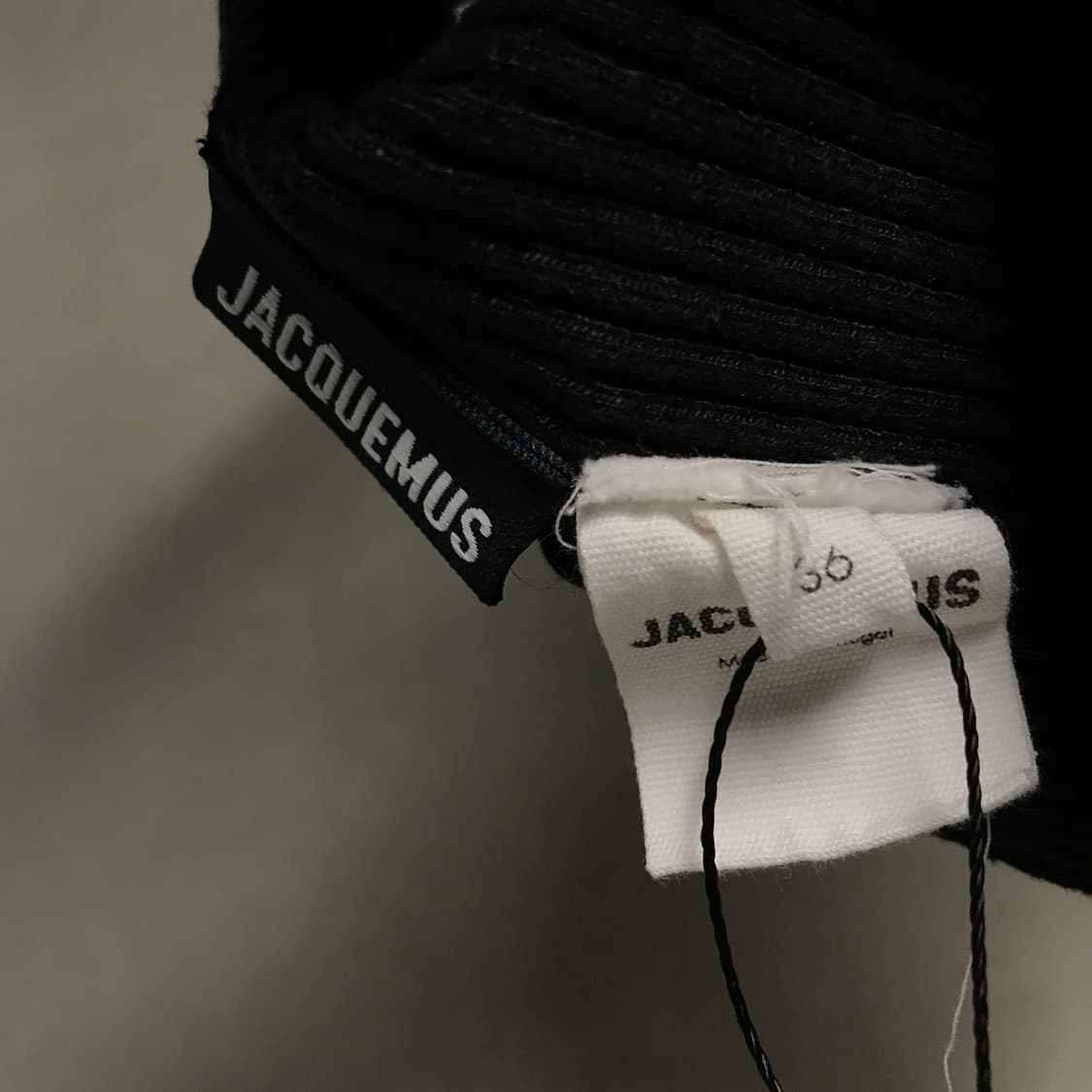 자크뮈스 슬리브리스 니트 탑 36(W) 상품이미지5