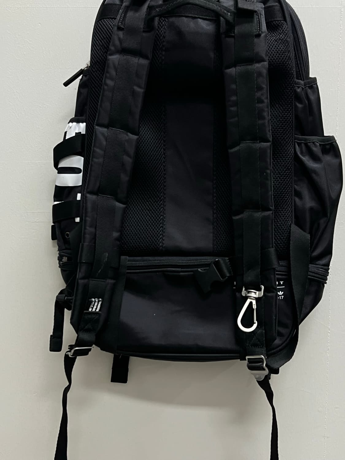 아디다스 EQT 스트리트 백팩 블랙 상품이미지4