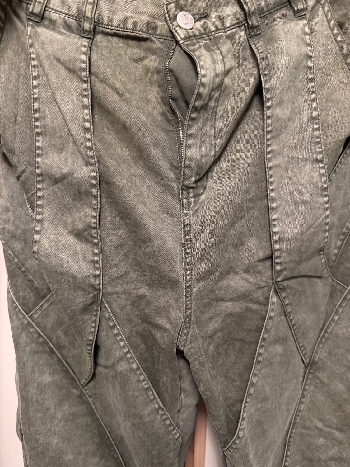 노매뉴얼 NYLON FLAP PANTS 카키 상품이미지6