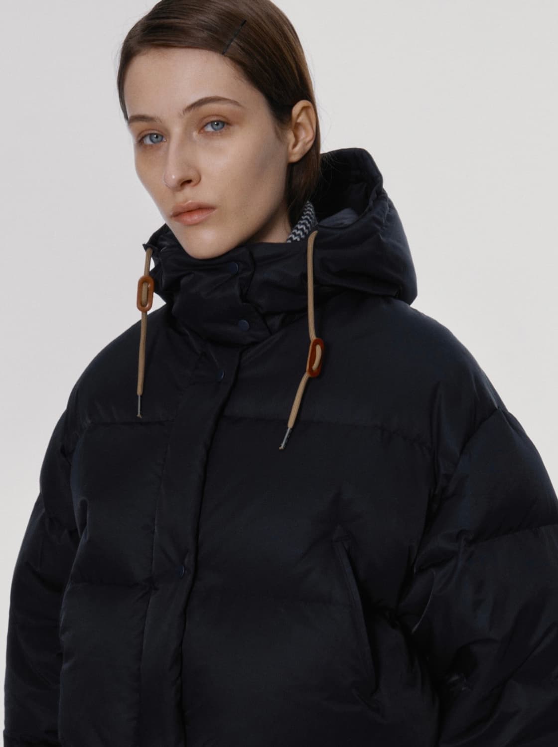 낫띵리튼 구스다운 후드 숏패딩 상품이미지1