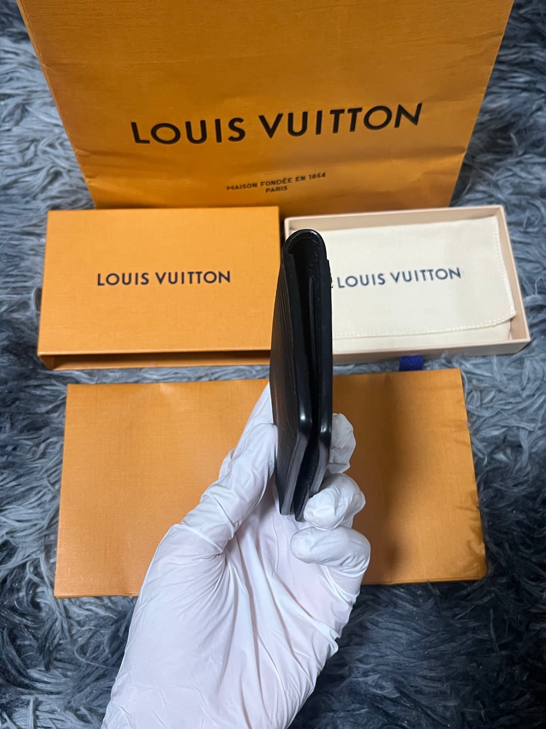 루이비통 포켓 오거나이저 에피 블랙 상품이미지6