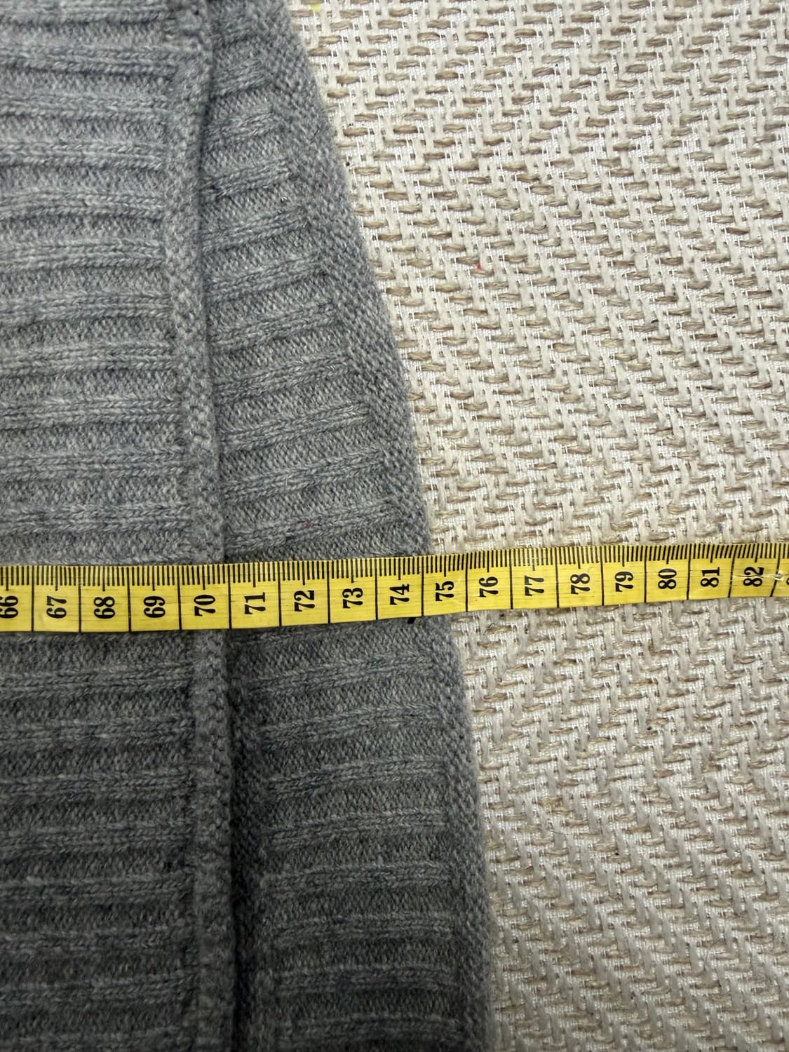 정품) 럭키슈에뜨 오버핏 니트 스웨터 F 상품이미지9