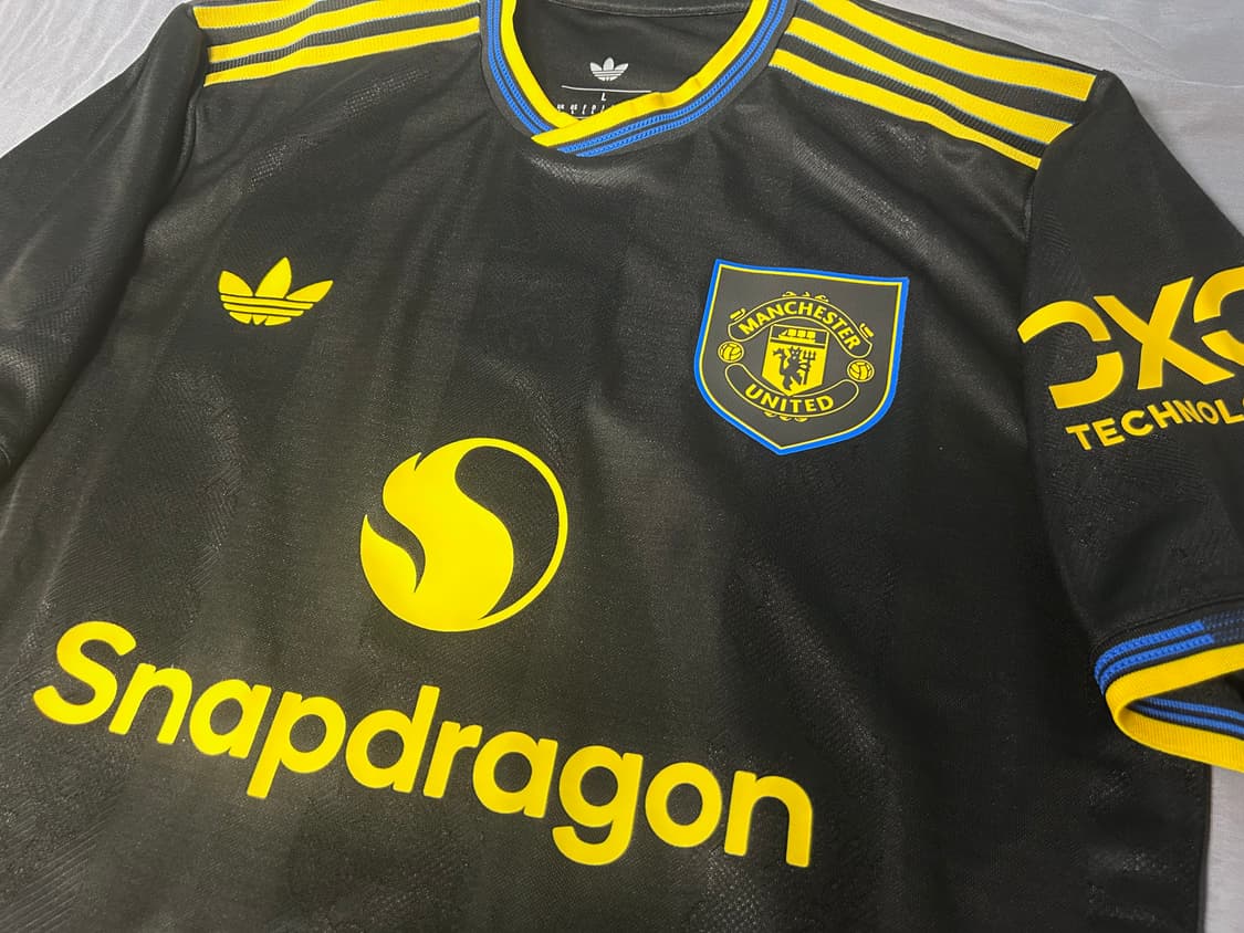 25/26 맨유 써드 어센틱 유니폼  상품이미지3