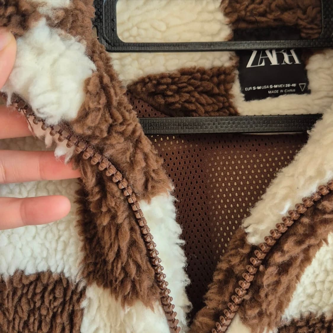 ZARA 자라 브라운 체커보드 플리스 S-M 상품이미지2