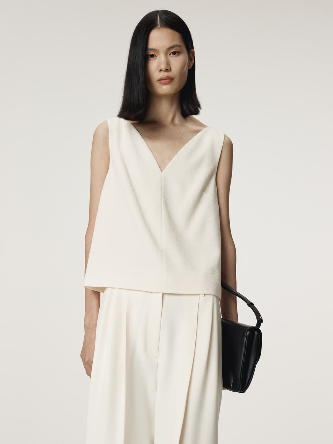 렉토 RECTO 울 트위드 브이넥 탑 아이보리 상품이미지2