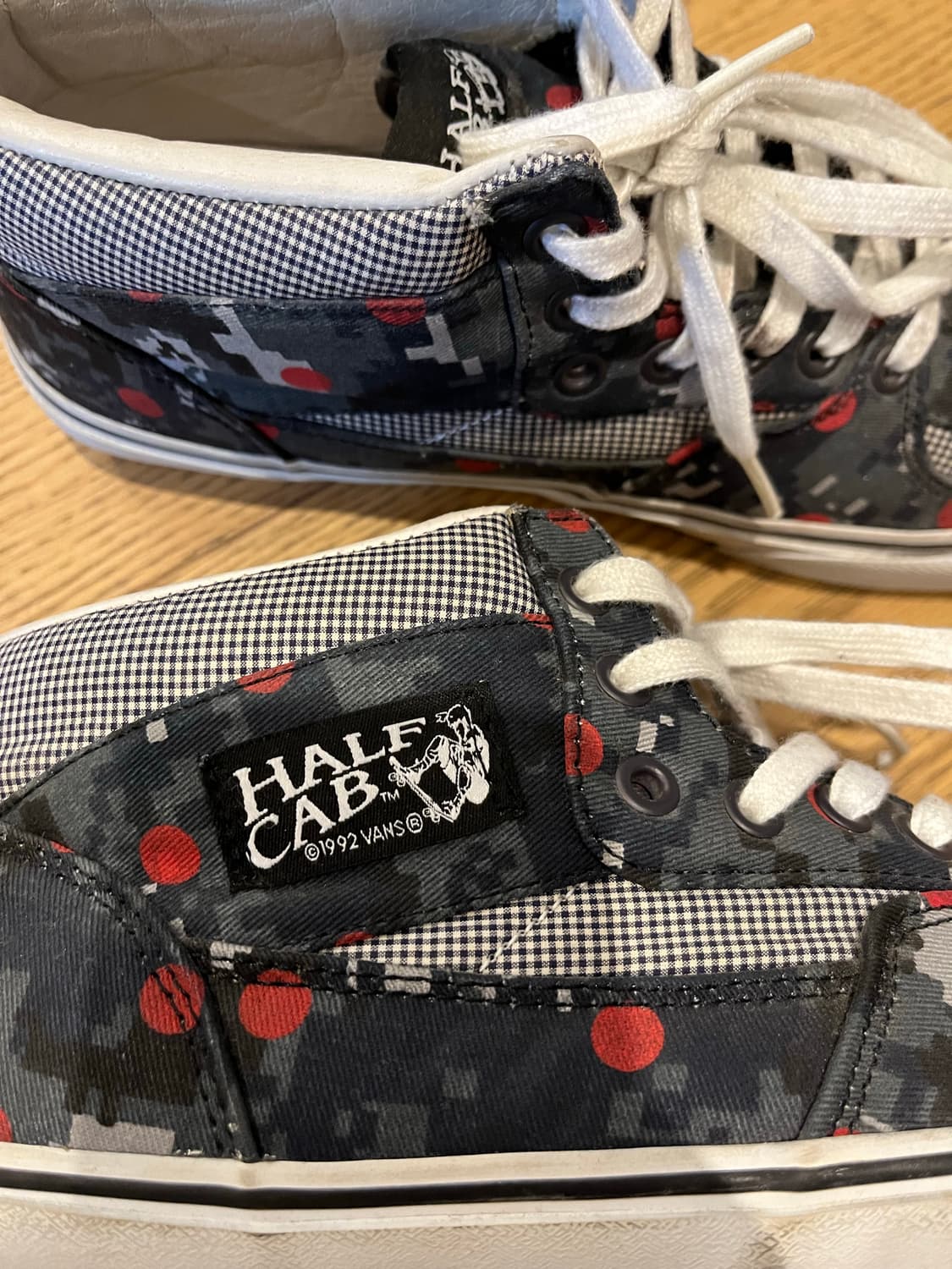 슈프림 꼼데 반스 하프캡 상품이미지1