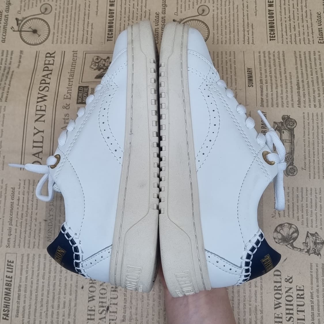 트루릴리젼 레더 여성스니커즈230 상품이미지5