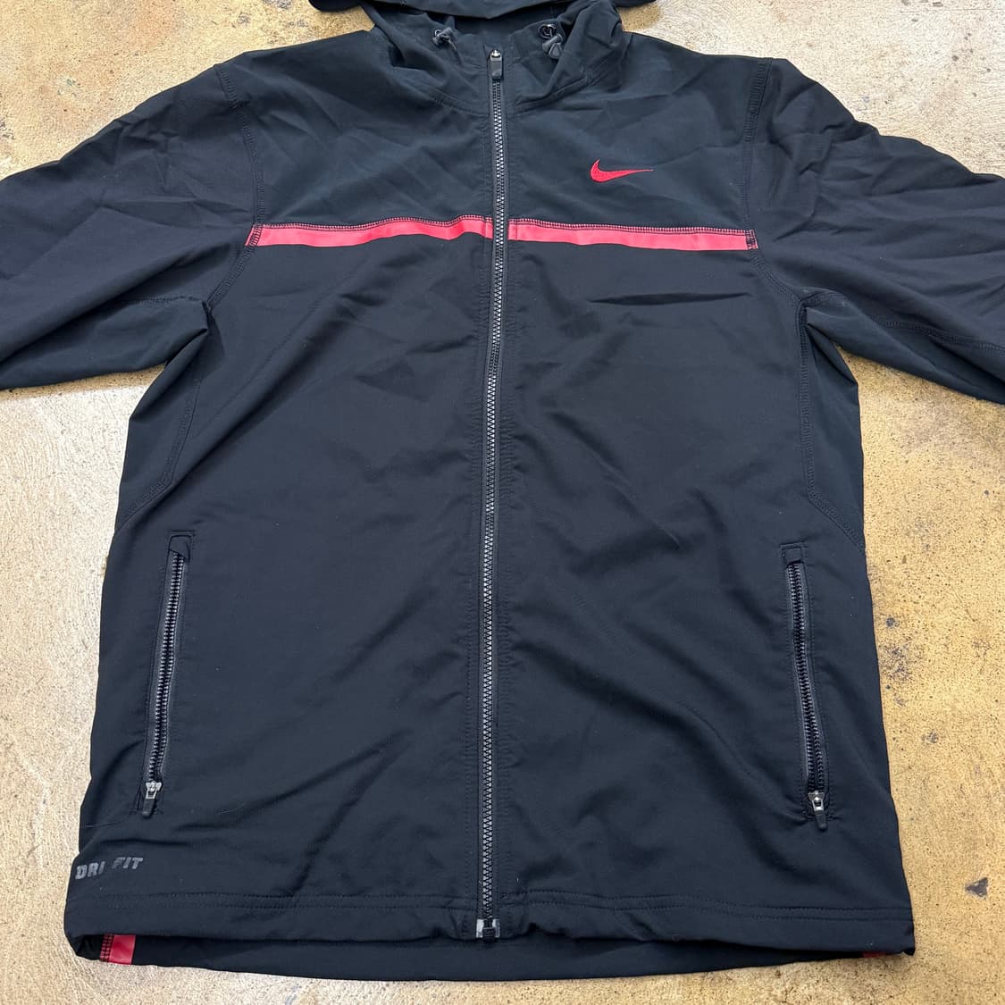 [정품/M] 나이키 블랙 레드 후드 바람막이 자켓 b19 상품이미지3