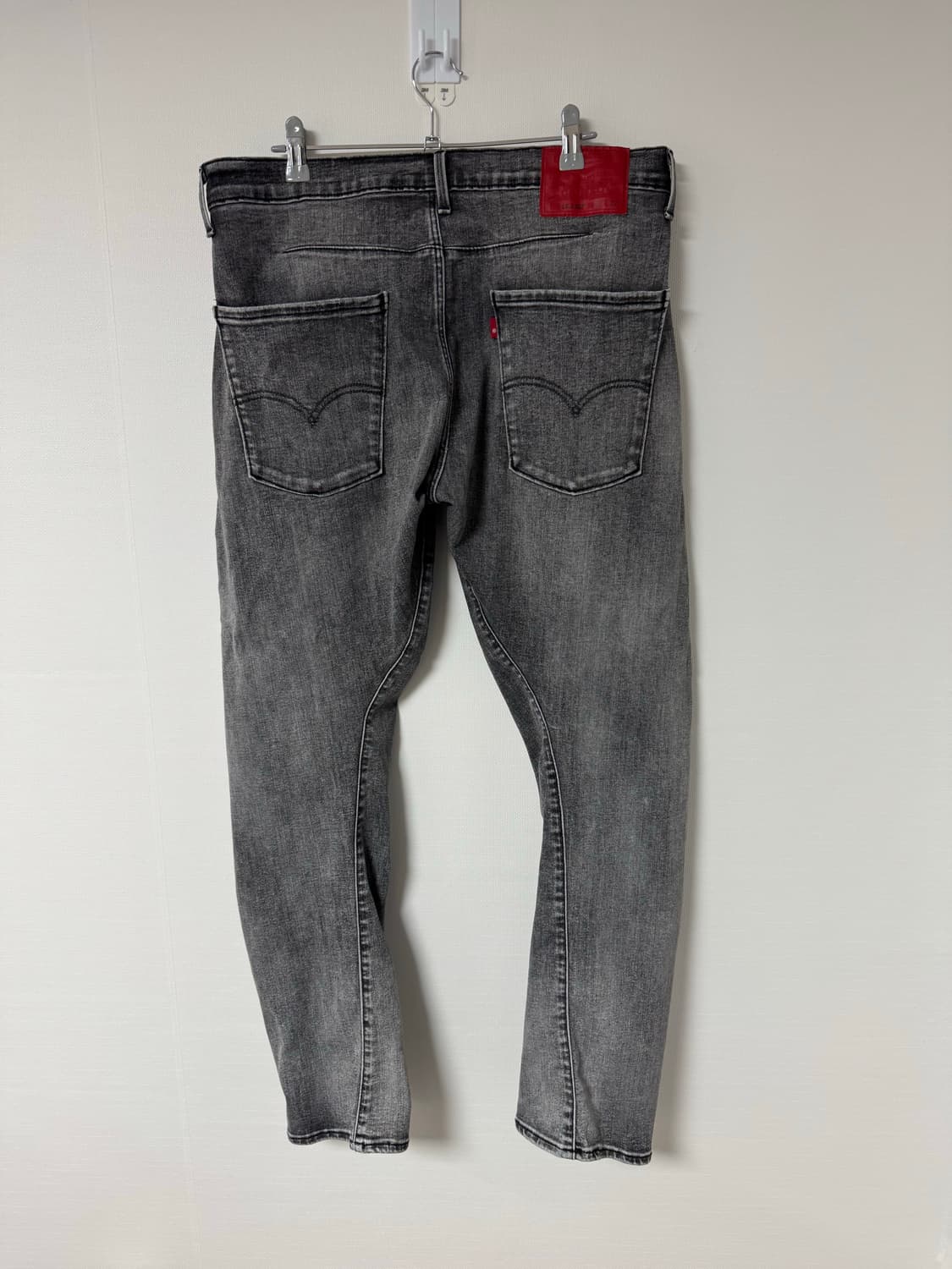 33/32) 리바이스 엔지니어드 502 흑청 상품이미지2