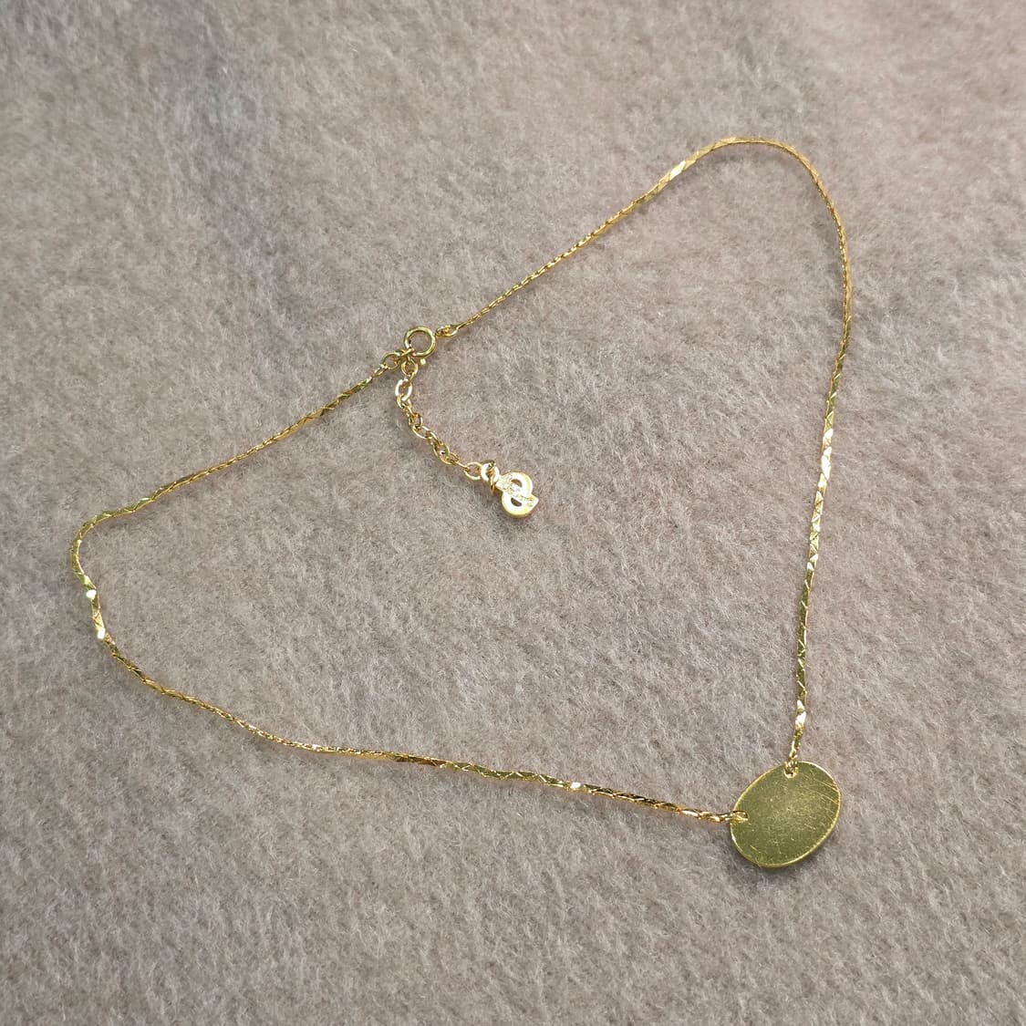 디올 금장 타원형 Dior 플레이트 로고 목걸이 상품이미지7