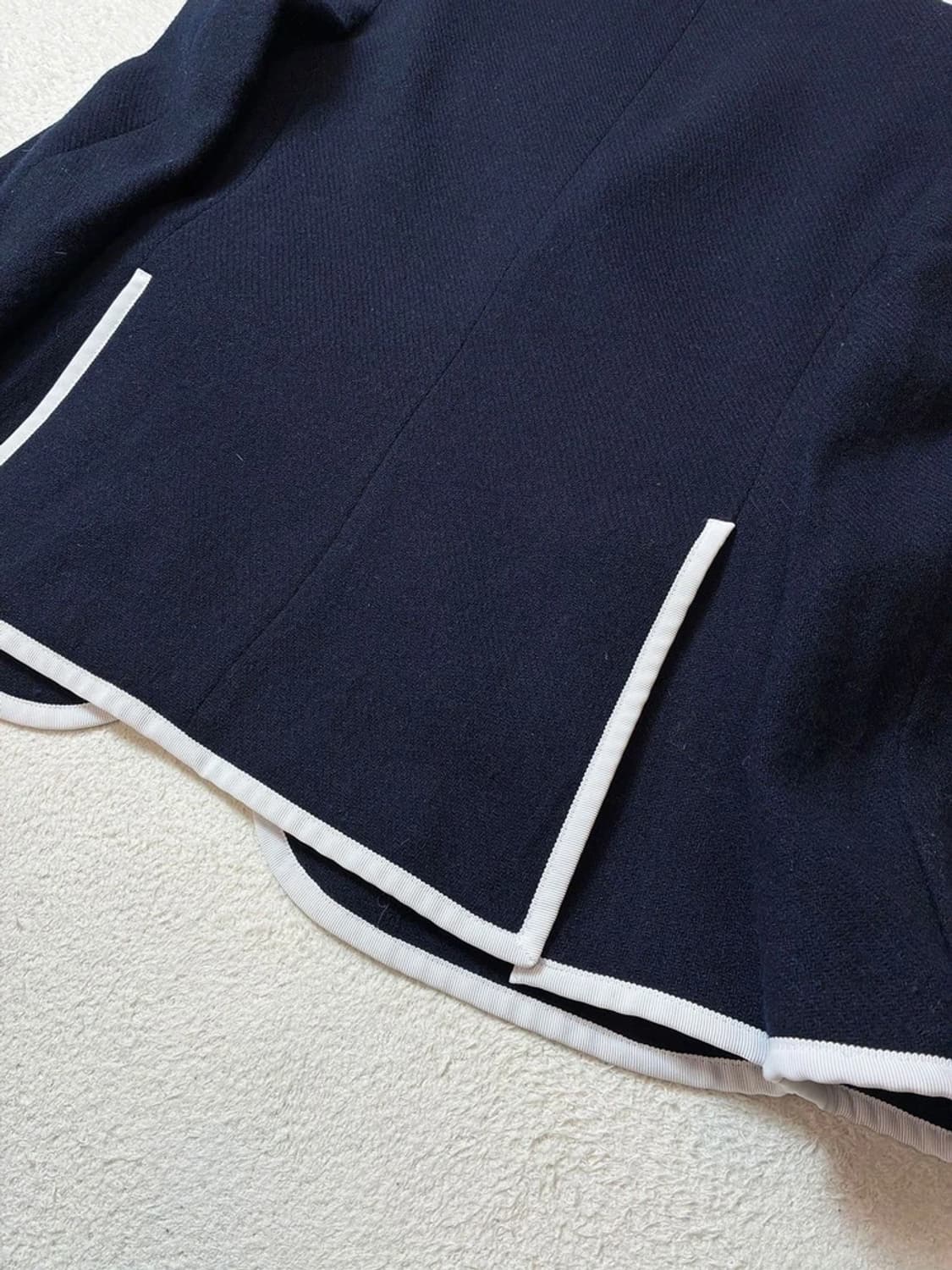 톰브라운 x 니만마커스 블레이저 자켓 PN6895 상품이미지7