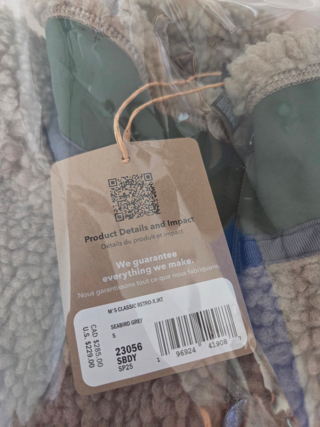 파타고니아 클래식 레트로X 자켓 씨버드 그레이 팝니다. 상품이미지3