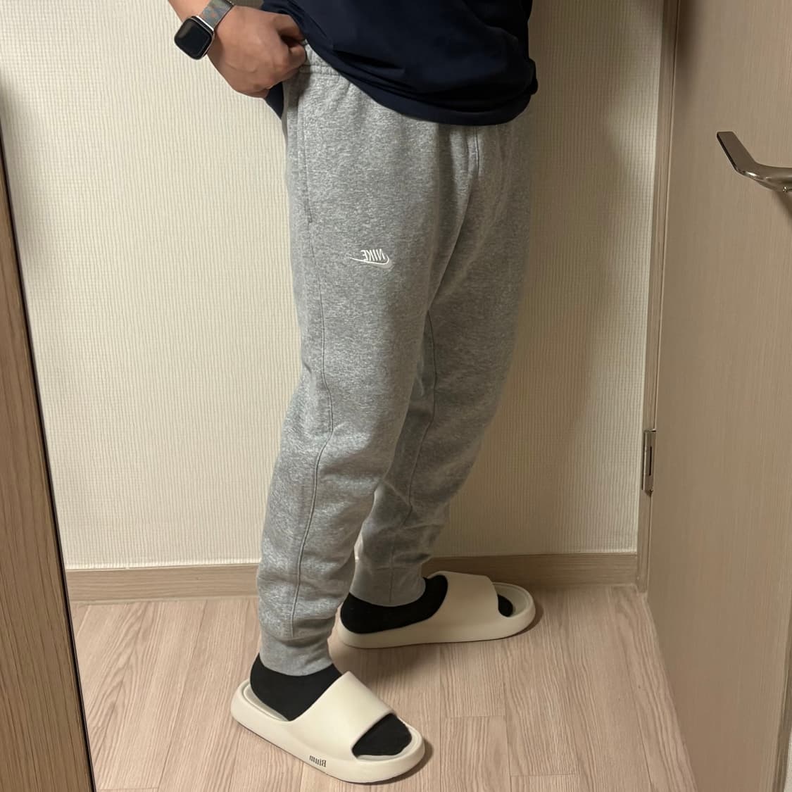정품 나이키 퓨추라 기모 조거팬츠 그레이 트레이닝 바지 상품이미지2