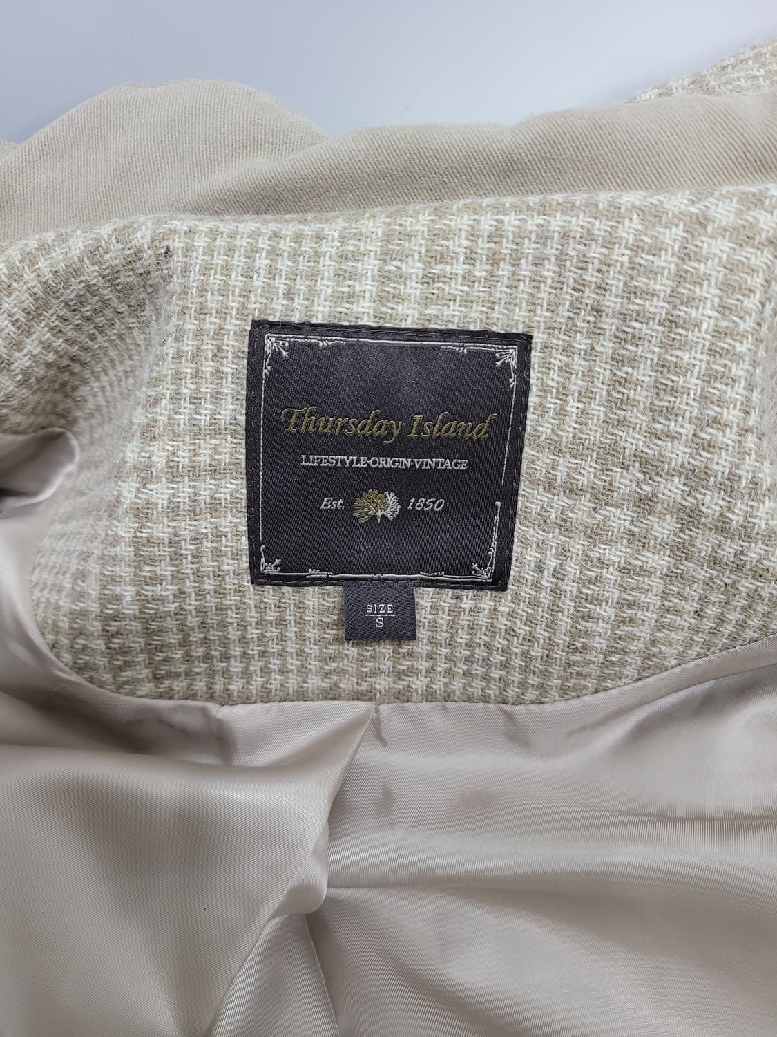 써스데이아일랜드 오버핏 셔츠형 울 후드 아우터 / 여 S (85-160) 상품이미지8