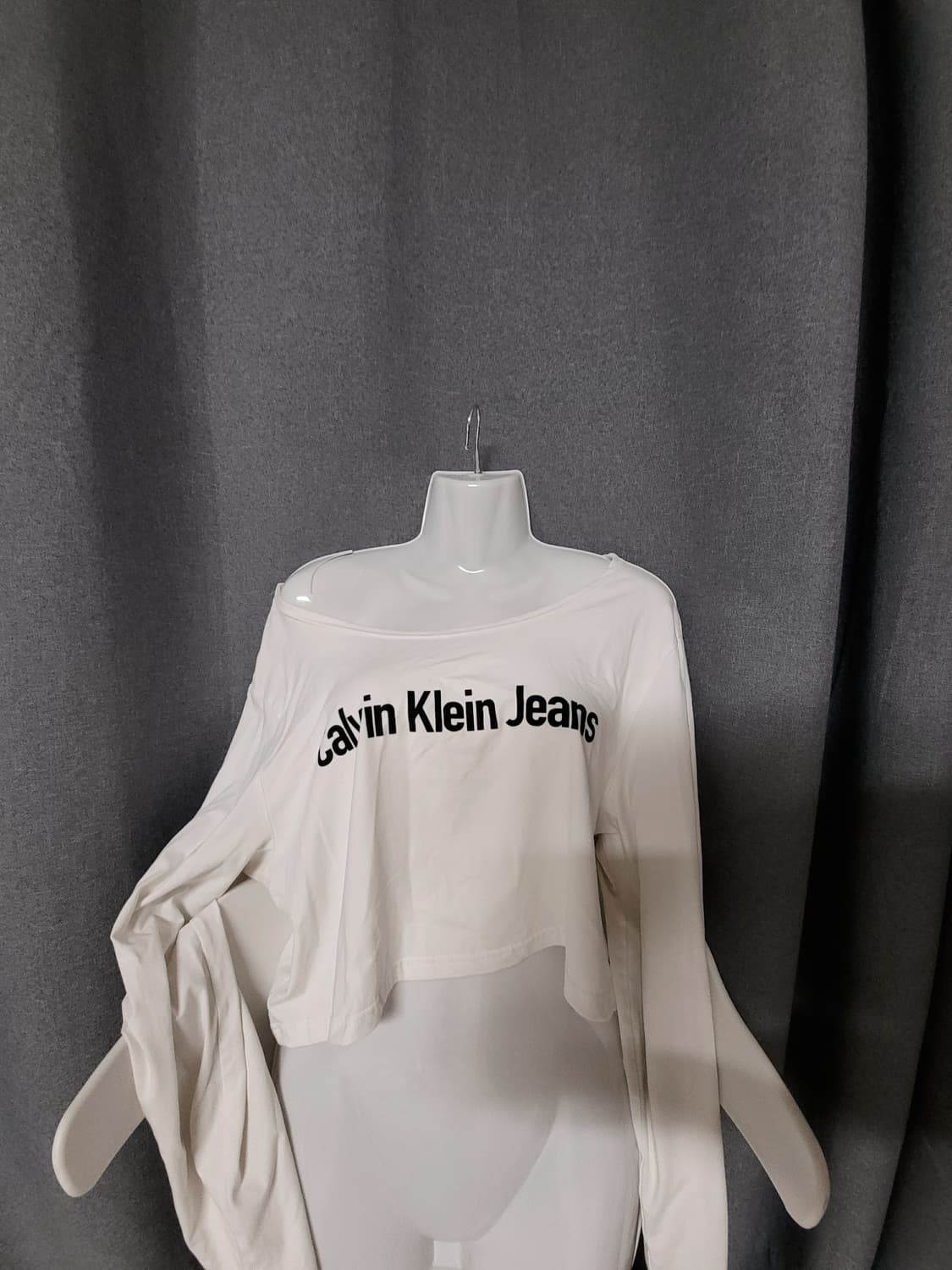 캘빈클라인 원오픈숄더티 상품이미지2