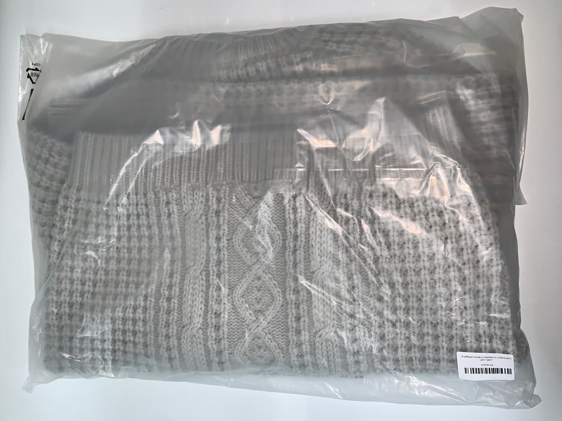 CABLE FISHERMAN V-NECK KNIT, LIGHT GRAY 상품이미지8