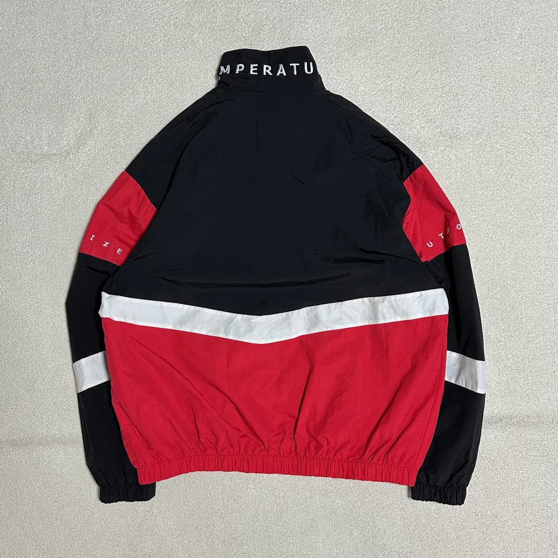 에센셜 올드스쿨 배색 윈드브레이커 상품이미지3