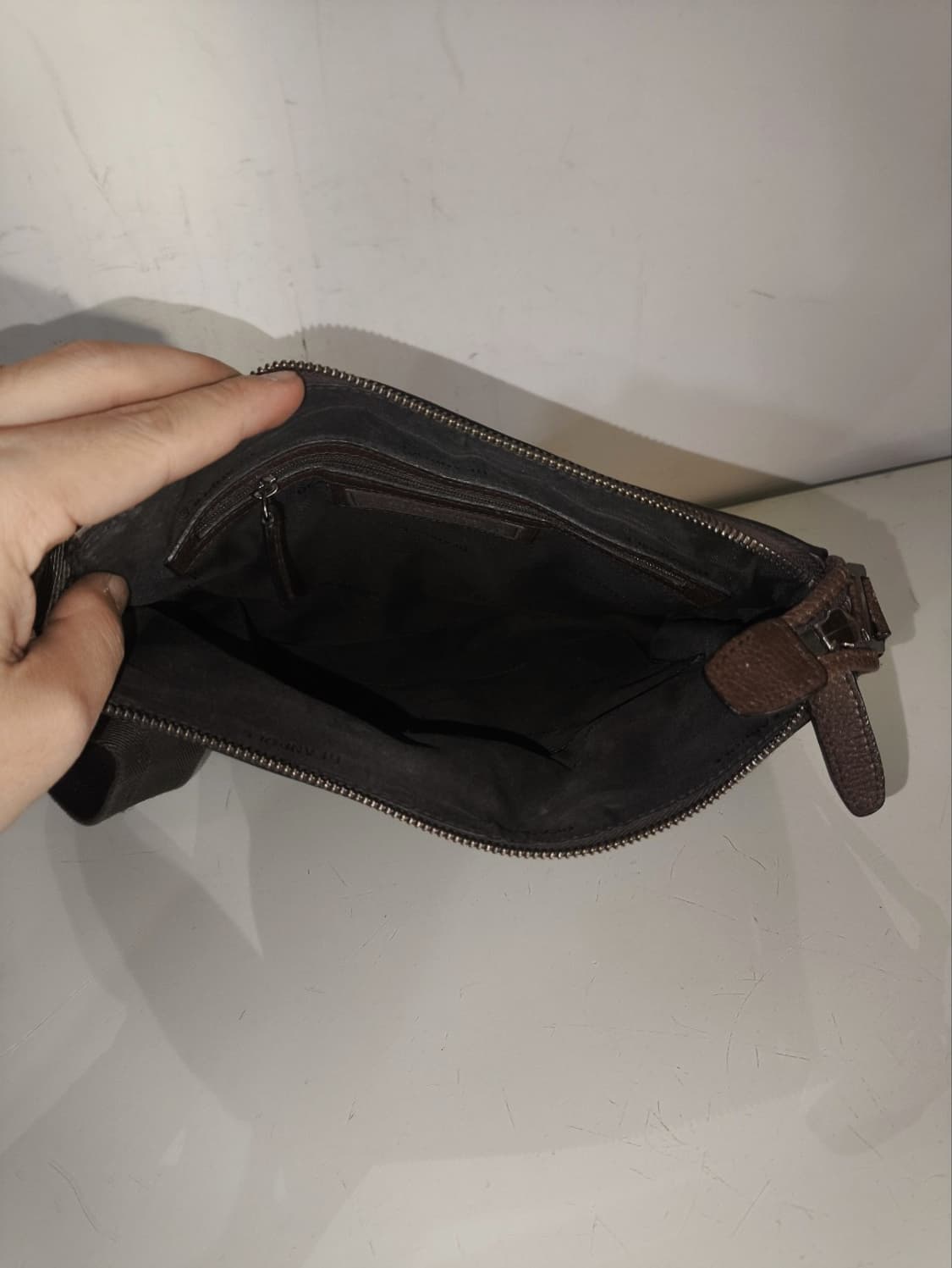 빈폴 가죽 크로스백 상품이미지8