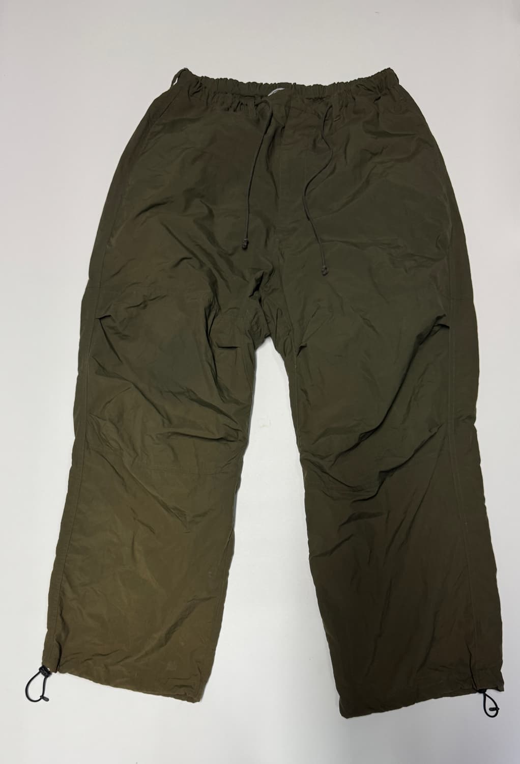 유니폼브릿지 21년도 밑단 스트링 나일론 팬츠 L 상품이미지1