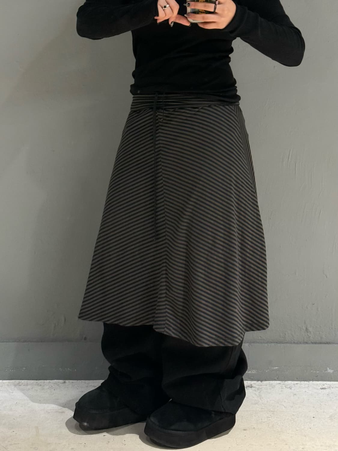 stripe pattern flare-fit skirt 상품이미지2