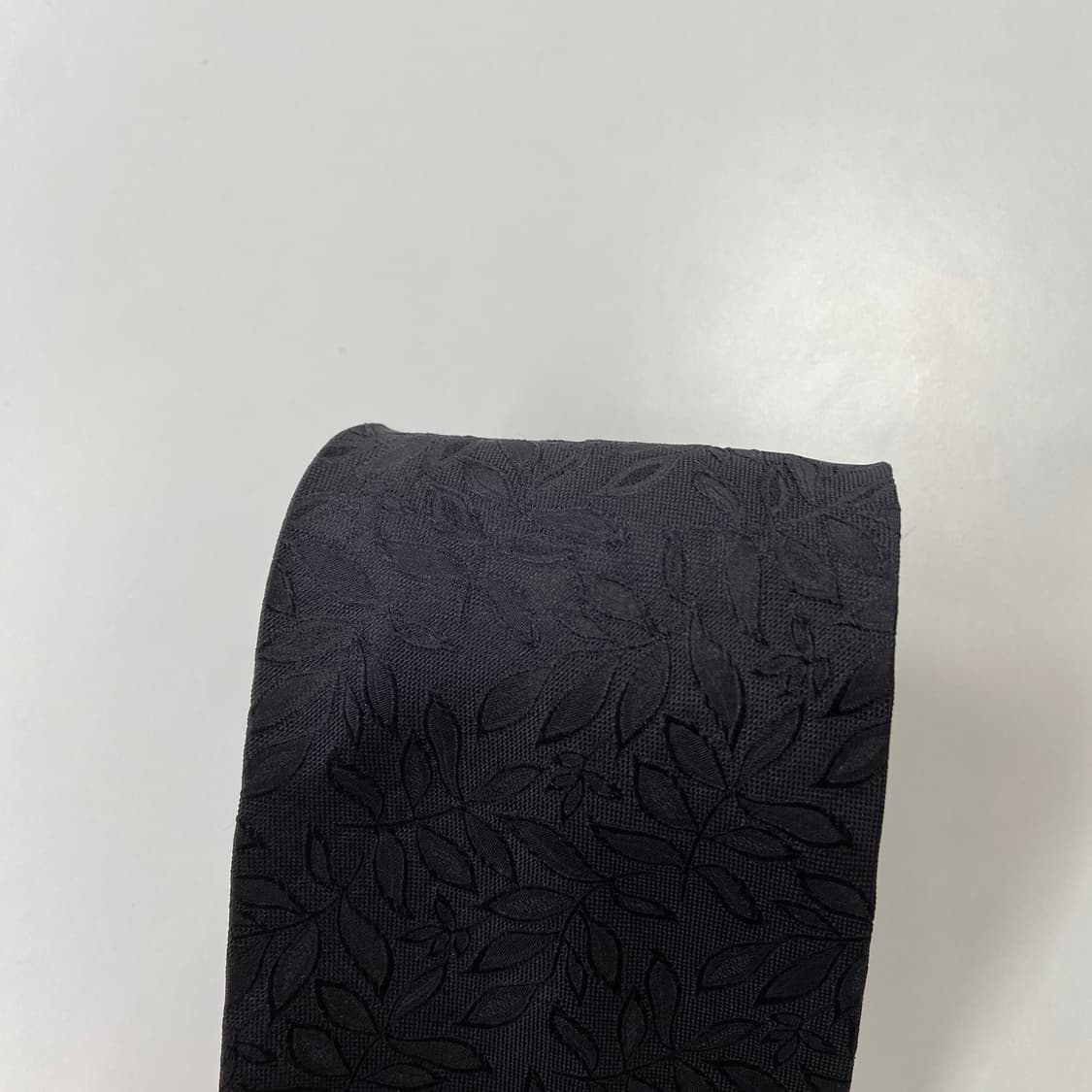 입생로랑(YSL) 명품 정품 블랙넥타이 10.1cm 상품이미지6