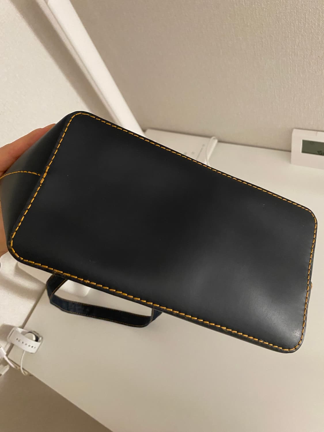 아페쎄 악셀 스몰 토트백 상품이미지5