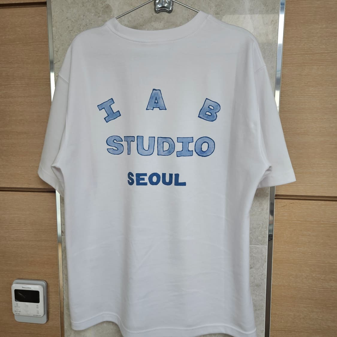 아이앱 서울티셔츠 M사이즈 (1회착용) 상품이미지2