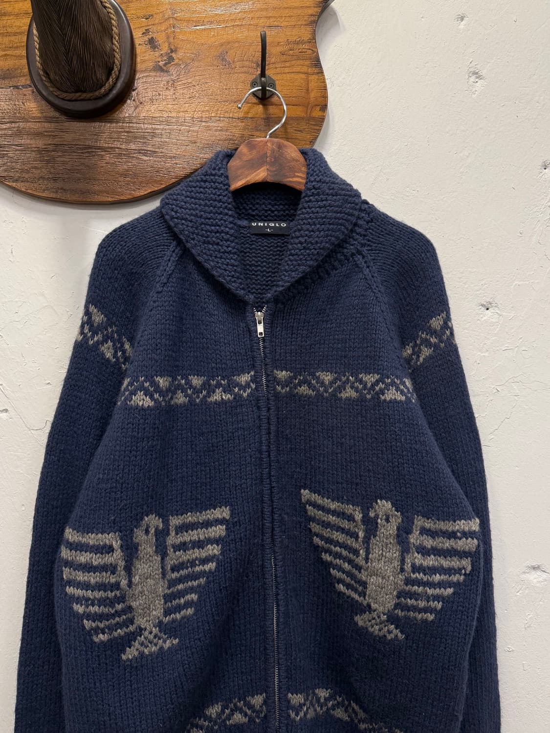 L) UNIQLO Thunderbird Pattern Zip Cardig 상품이미지1