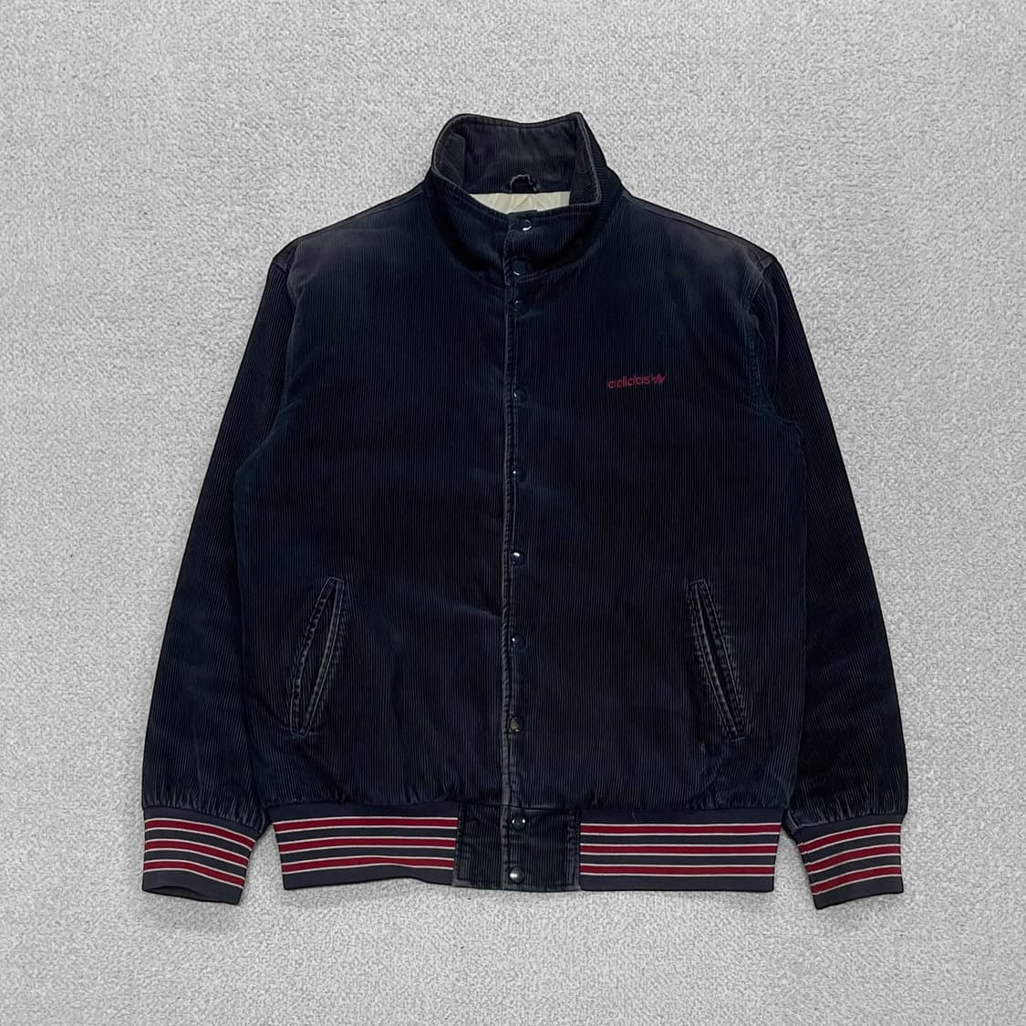 아디다스 코듀로이 바시티 봄버 자켓 상품이미지1