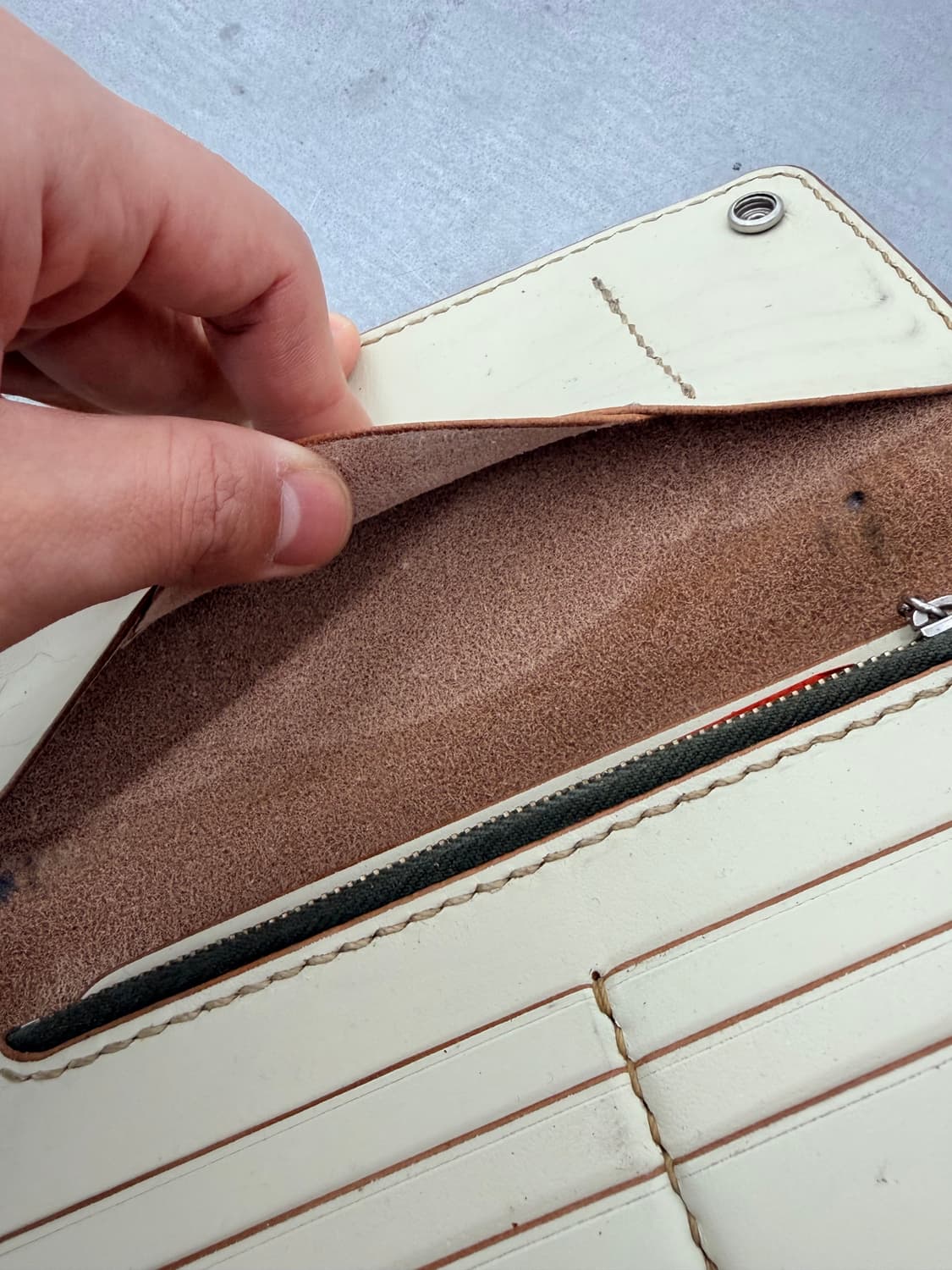 큐스레더+필앤리프트 체인 장지갑 상품이미지4