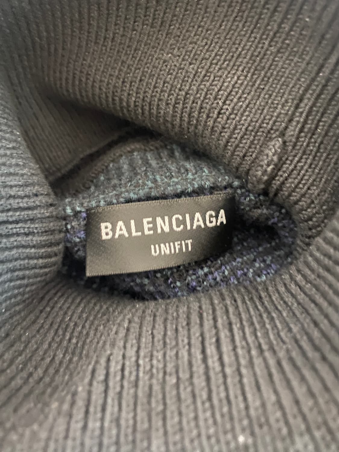 발렌시아가 레이어드 터틀넥 니트 상품이미지5