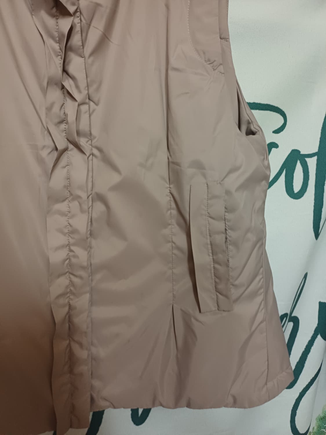 새상품급/타하리 간절기 패딩 조끼  상품이미지7