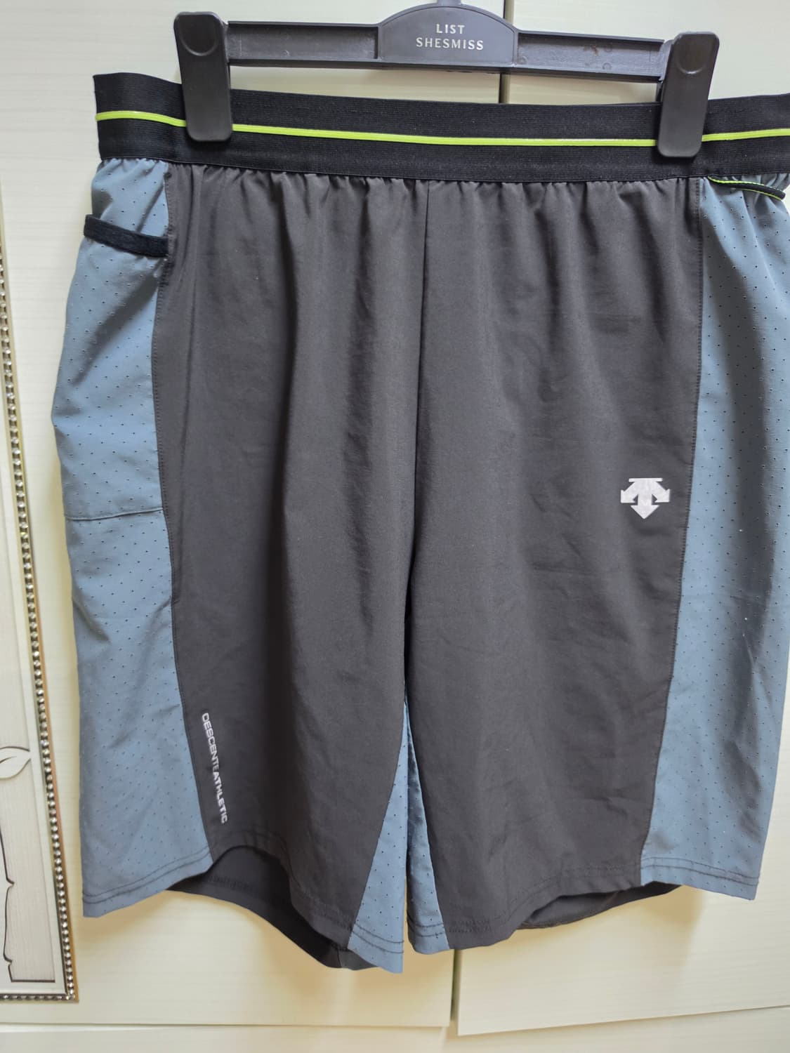 데상트기능성반바지 L 상품이미지1