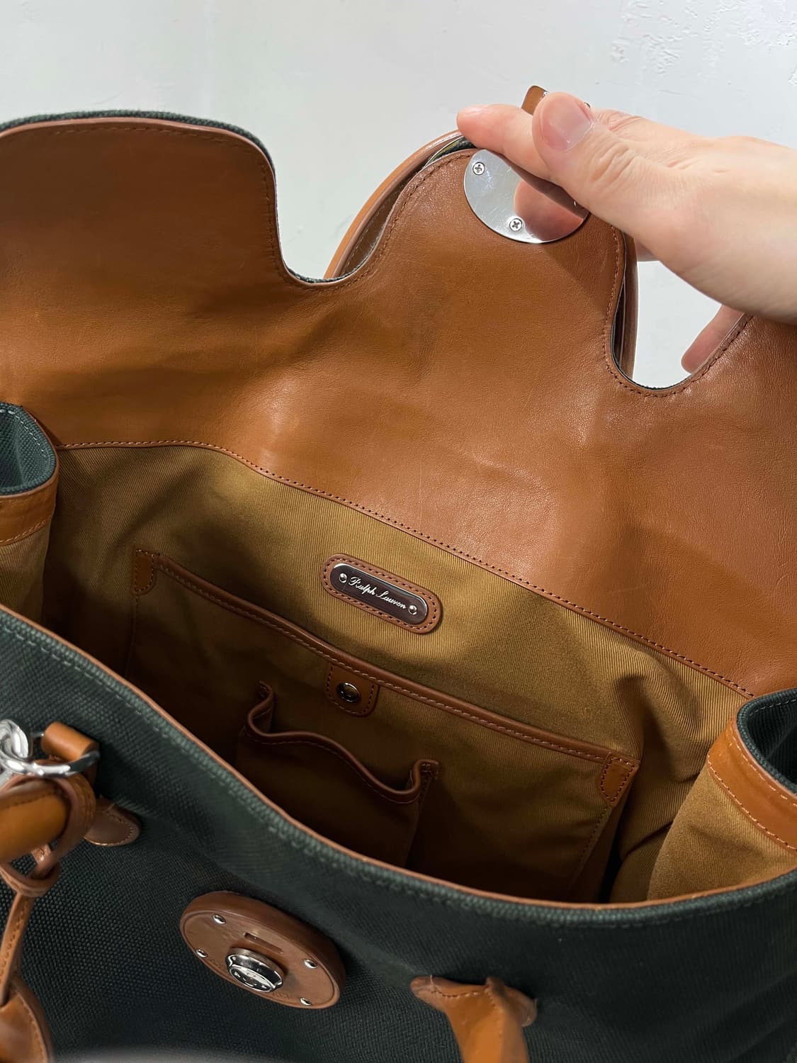 폴로 랄프로렌 컬렉션 카프스킨 소프트리키 33 캔버스 쿠퍼백 숄더 토트백 상품이미지9