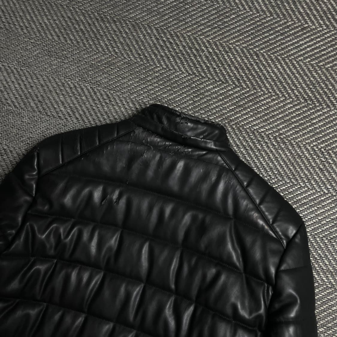 게스 패치 로고 퀄팅 패딩 자켓 블랙o 5378 상품이미지7