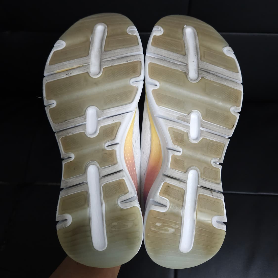 240 ) 스케쳐스 여성 아치핏 워킹화 상품이미지7