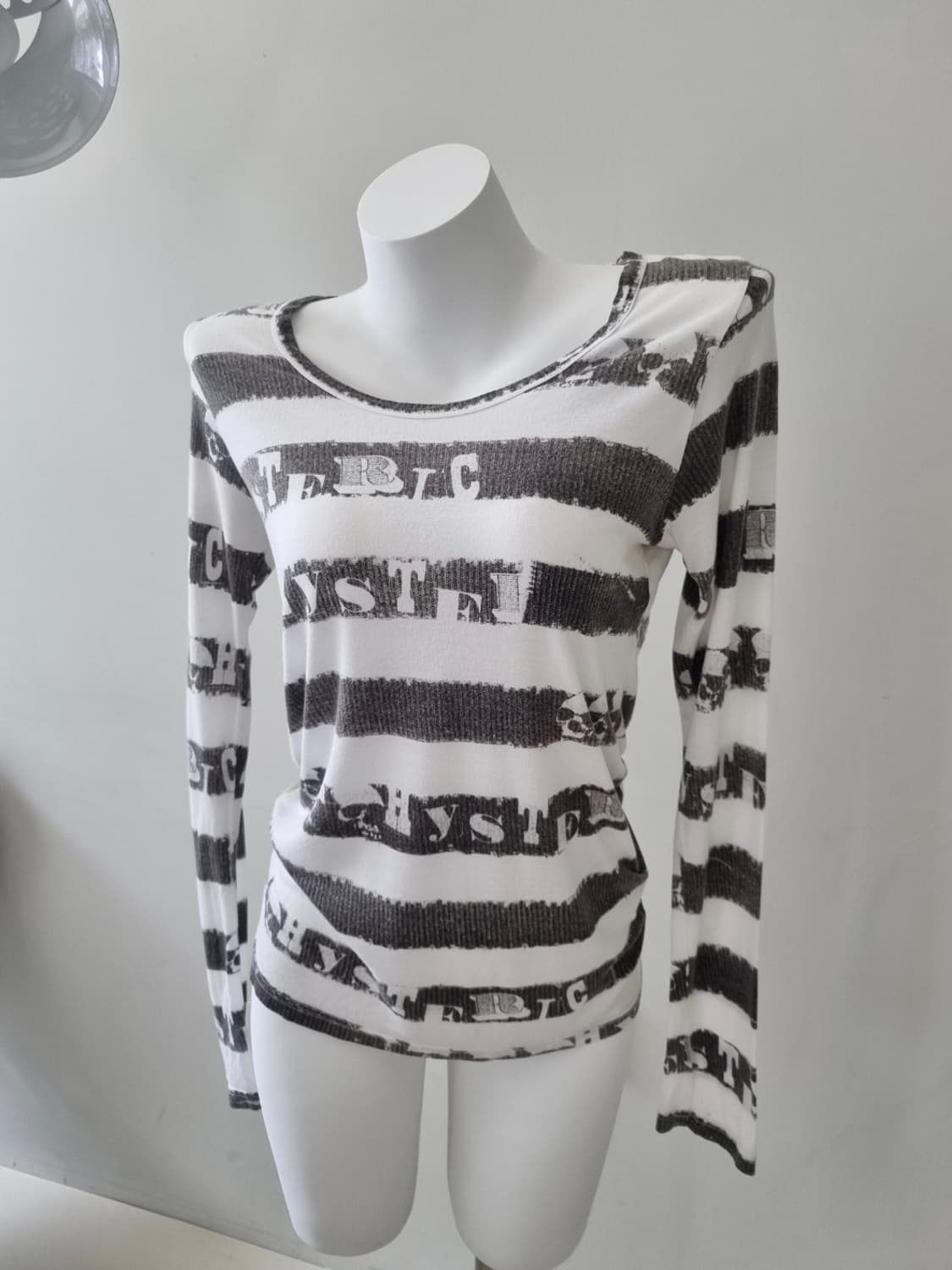 히스테릭글래머 스컬 롱슬리브 상품이미지4