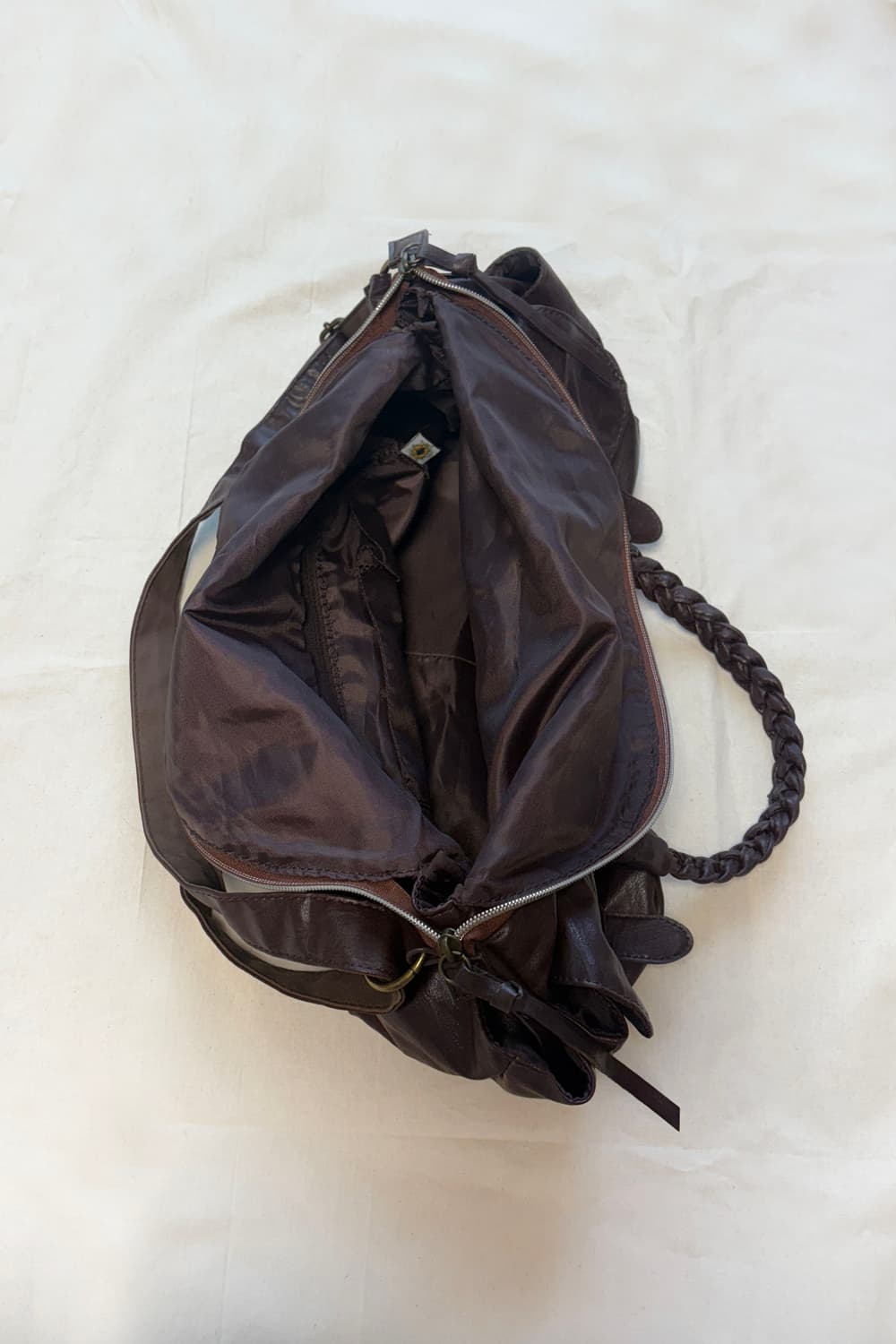 Multi-Pocket Leather Shoulder Bag 상품이미지7