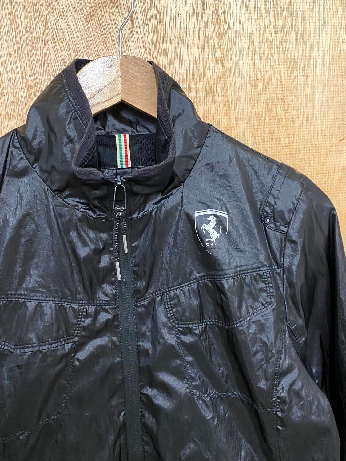 PUMA x FERRARI wind breaker 퓨마 페라리 바람막이 상품이미지3