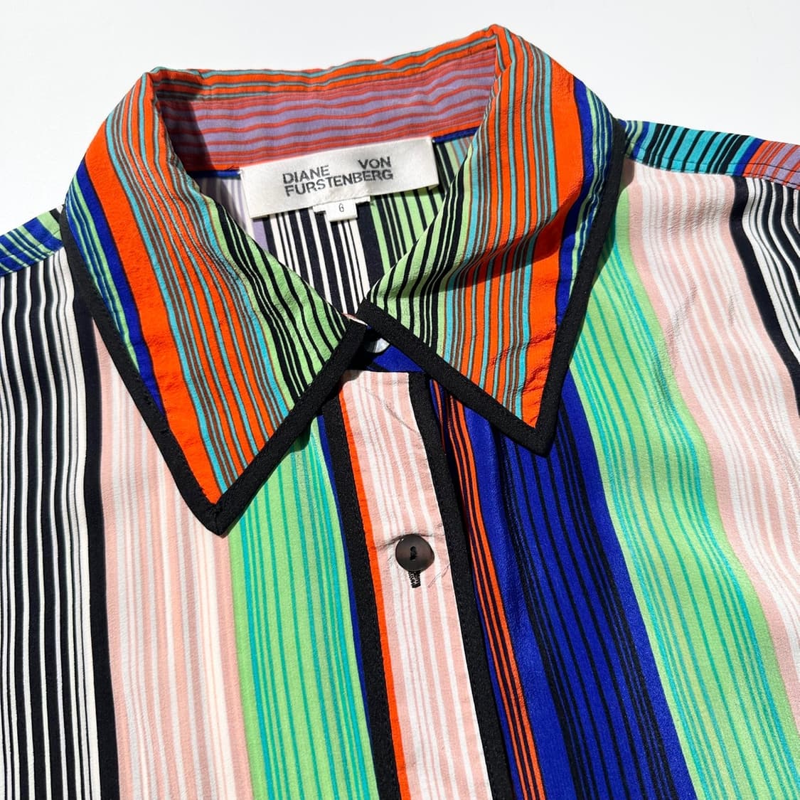 다이앤 본 퍼스텐버그 실크 스트라이프 파이핑 셔츠 상품이미지3
