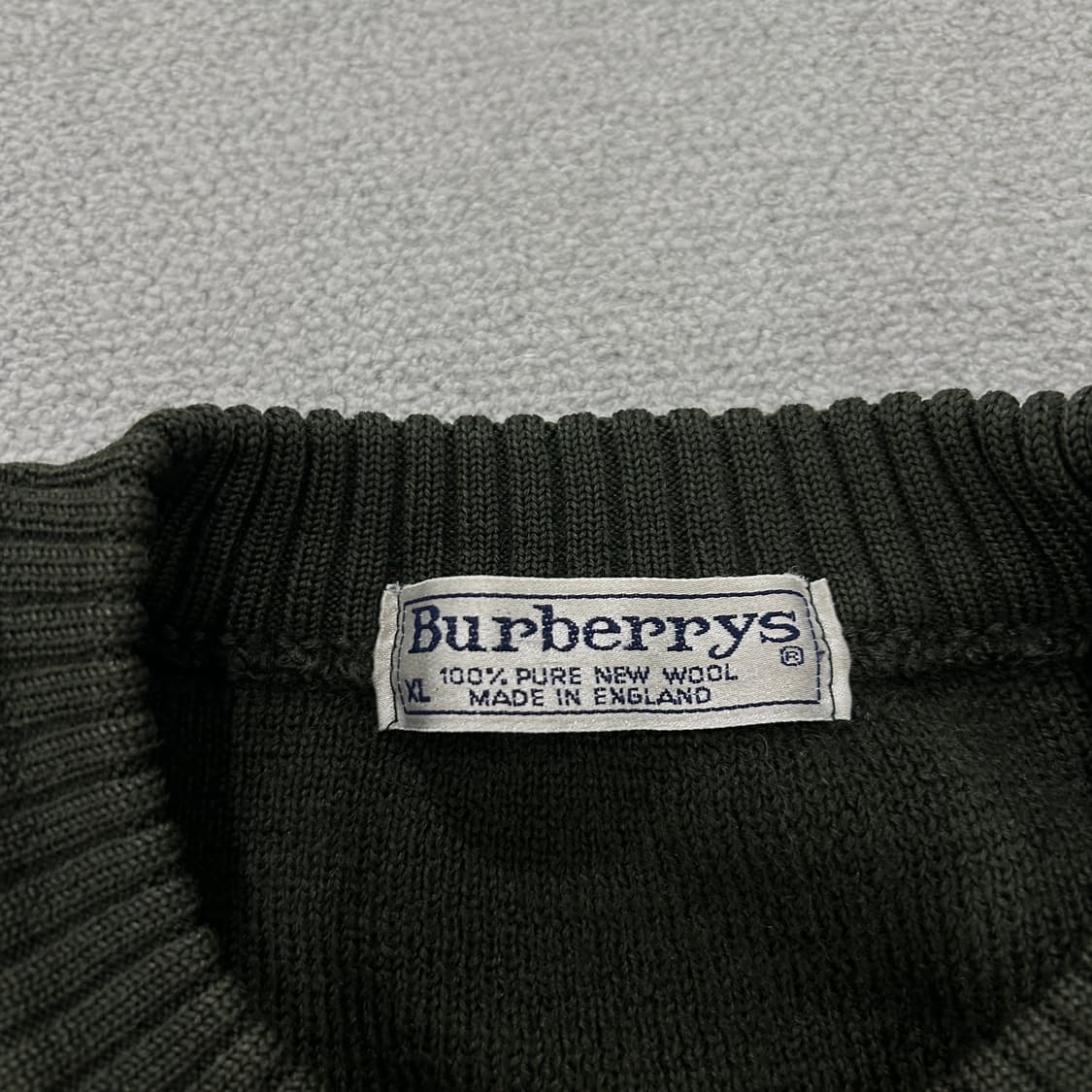 버버리 정품 니트 다크 그린 니트 L 상품이미지2