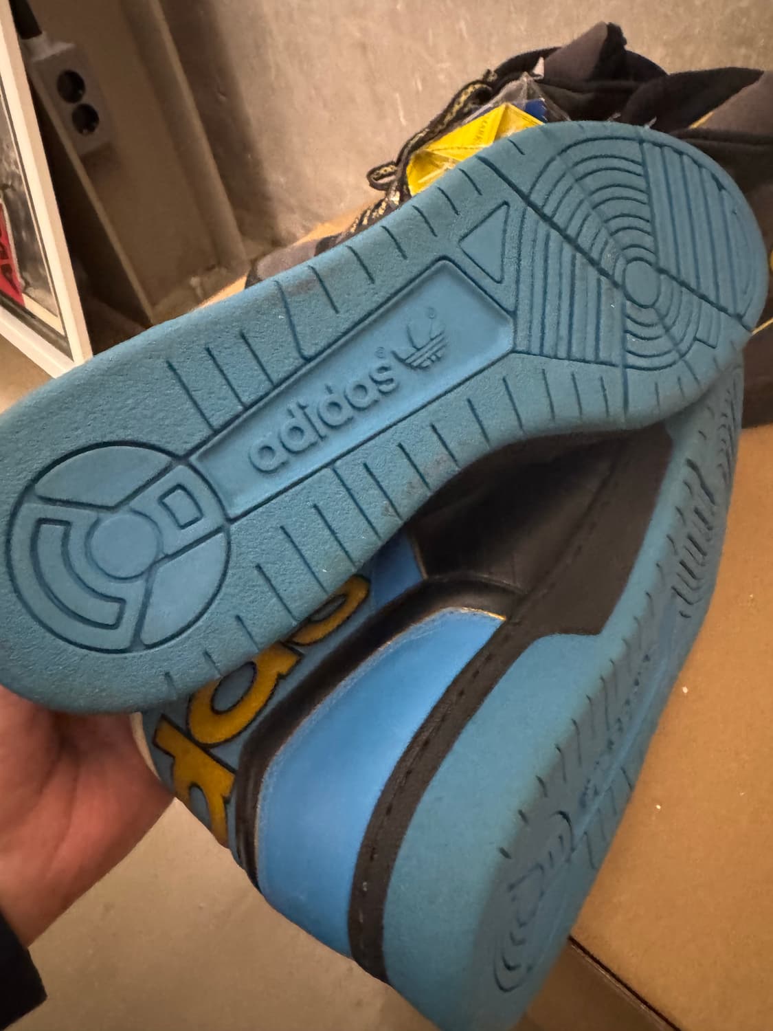 [270] 아디다스 미씨 엘엇 x 엑스타시 하이 콜라보 슈즈 상품이미지5