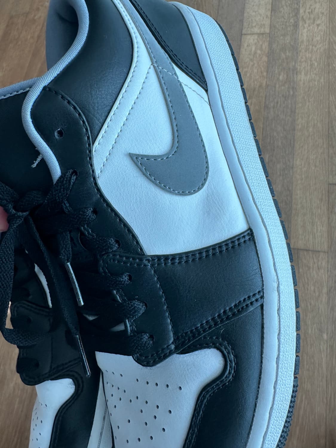 조던 로우 파티클 그레이 Jordan 1 Low Black Particl 상품이미지5