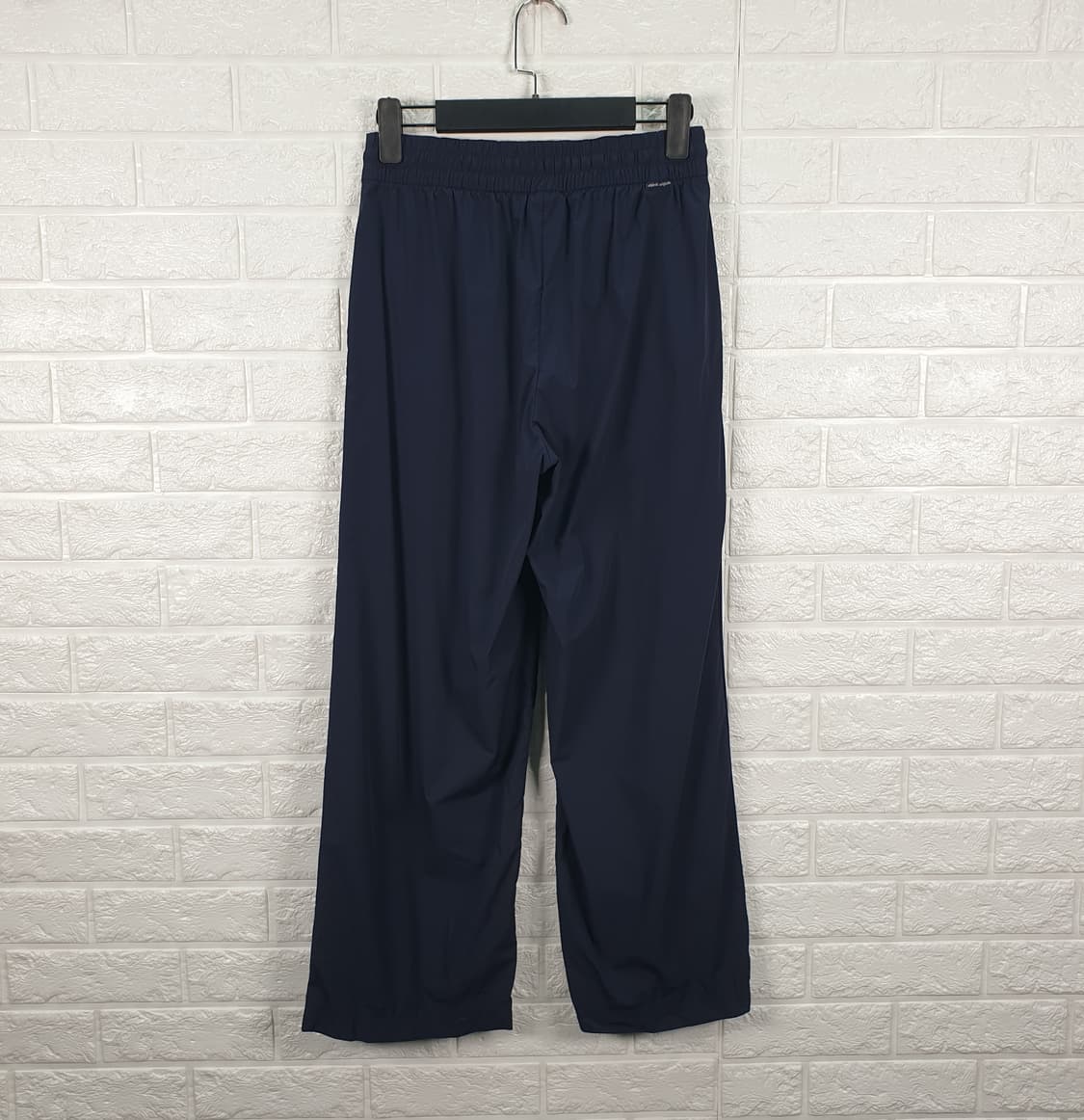 [27]데상트 쉬폰 우븐 와이드핏 팬츠 상품이미지3