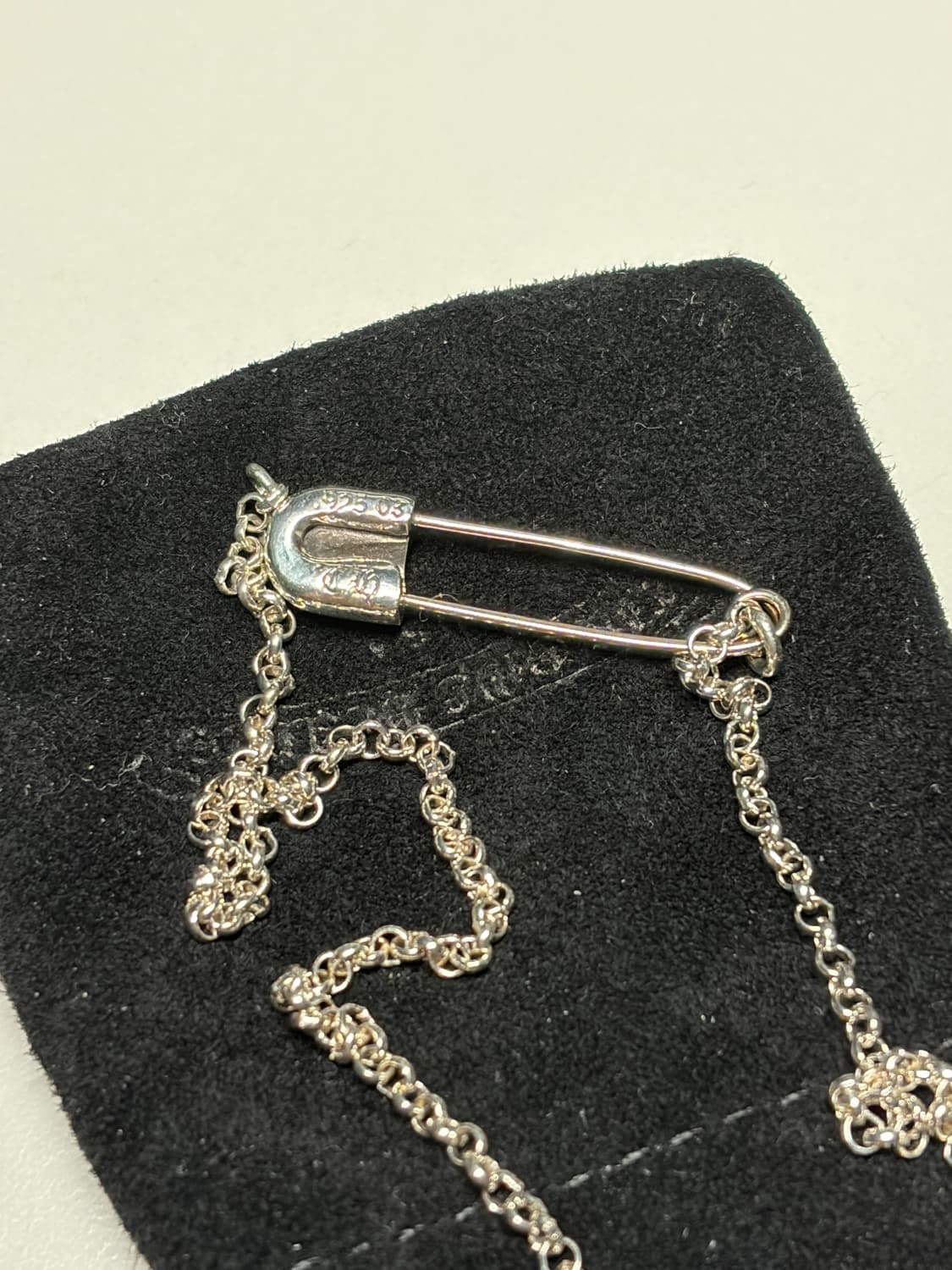 크롬하츠 세이프티핀 일체형 목걸이 1p 다이아 18인치 상품이미지4