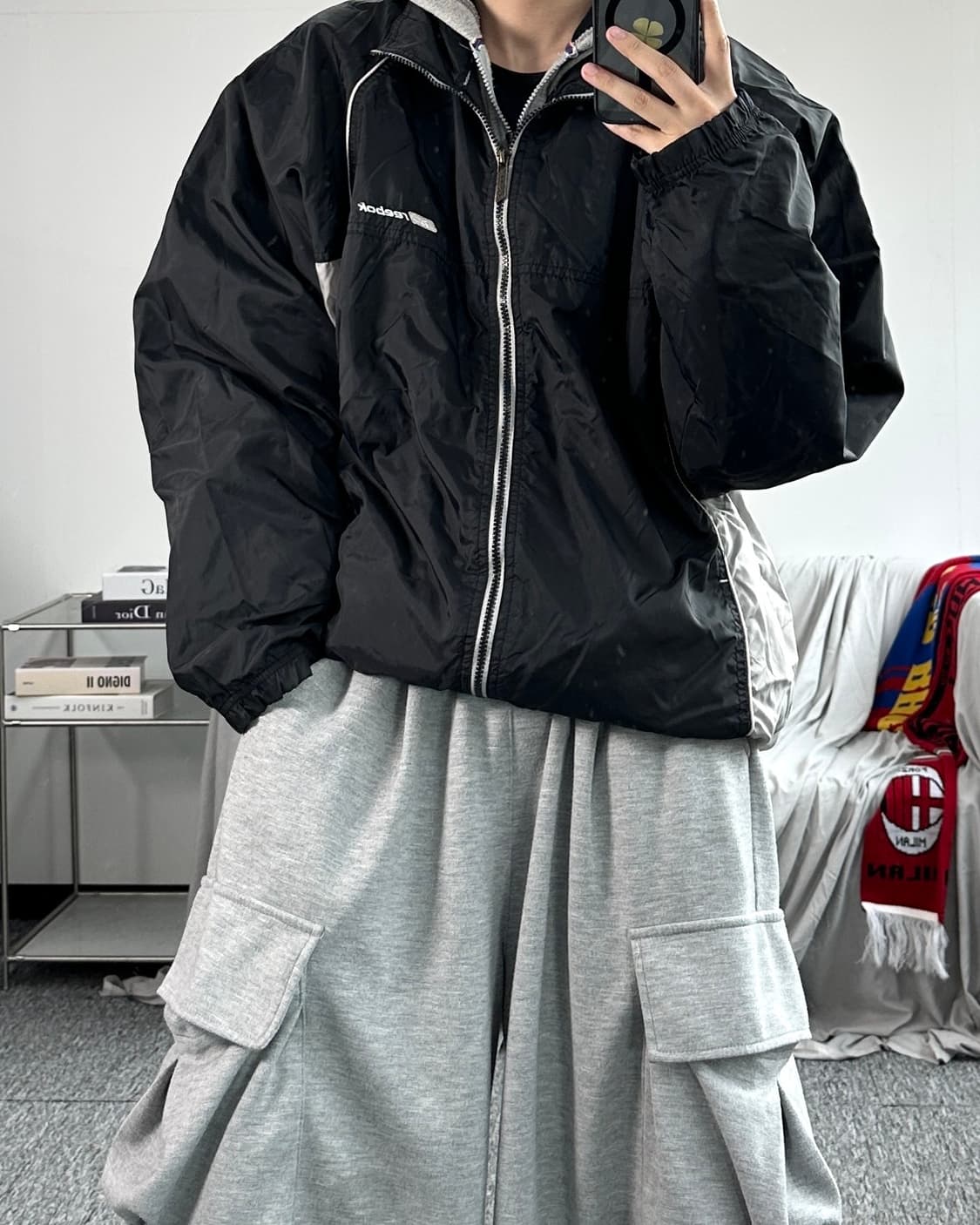 리복 블랙 그레이 올드스쿨 바람막이 L 상품이미지3