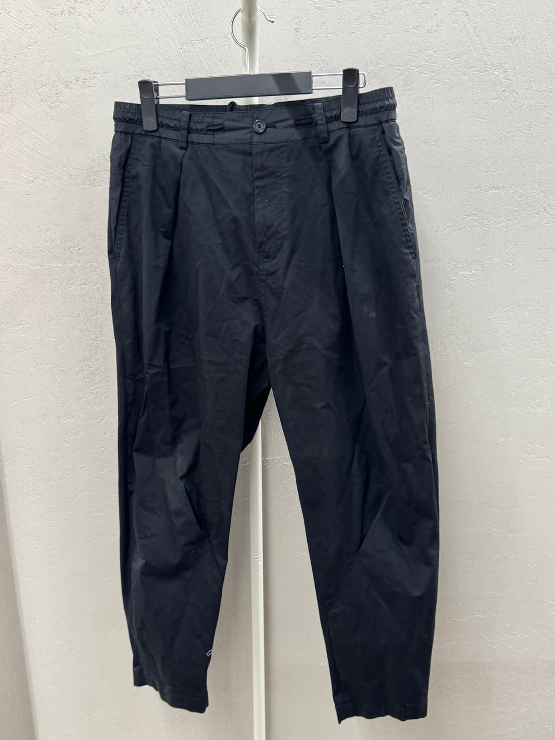 Songzio 검정색 핀턱 와이드 슬랙스 30 상품이미지2